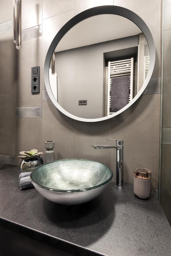 Hollo 3 Bedroom Downtown Apartment Budapest Bagian luar foto